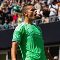 Tako se to radi: Dejan Joveljić ‘spakova’ dva komada!