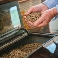 Pelet već poskupeo, a zima tek stiže: Evo koliko sada košta tona i kada je bio jeftiniji