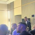 Vujadin Savić prvi put u javnosti nakon skandala: Nasmejan, puca od elegancije (foto)