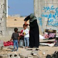 УН: Из Рафе 800.000 Палестинаца морало да побегне због израелске офанзиве