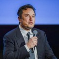 Tesla hoće da se otarasi Maska? Evo šta se dešava