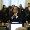Opozicija: Srbija postala orvelovska policijska država , Dačić: U Srbiji "policija za misli" ne postoji