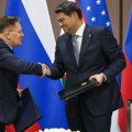 Potpisan ugovor o saradnji u oblasti nuklearne energije između Rosatoma i Uzatoma