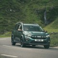 Ovo je najbolji hibrid automobil sa 7 sedišta: Košta mnogo manje od rivala