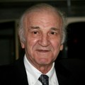 Deset godina od smrti Bate Živojinovića: Legendarni glumac više ne počiva u Aleji zaslužnih građana