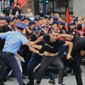 Kako je zet Kušner spojio Srbe i Albance