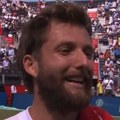 Ludi Francuz napravio šou od intervjua, novinarka ga zamolila da se izvini: "Jeb*te, jeb*te, jeb*te..."