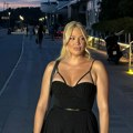 Bujni dekolte i šlic do kuka! Milica Todorović u nikad provokativnijem izdanju nakon porođaja: Kad se pojavila na rođendanu…
