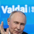 „Upotreba svih oružja biće neizbežna“: Putin u govoru u klubu Valdaji o mogućem sukobu sa NATO, Vučiću, poseti Zelenskog…