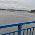 Ovo su lica heroja: Radnici "Gradske čistoće" videli da se neko sprema da skoči sa mosta u Novom Sadu pa odmah reagovali…