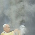 "Okončajte varvarstvo, svet to više ne može da podnese": Papa Lav se oglasio nakon što je Izrael napao katoličku crkvu u Gazi…