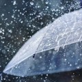 Rumunija zatvara škole i pravi nasipe pred nevreme