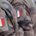 Makron: Francuska od sledećeg leta uvodi dobrovoljnu vojnu službu