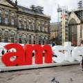 Turisti u Amsterdamu troše manje novca, šetnje zamenjuju restorane