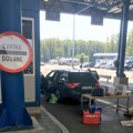AMSS upozorava vozače: Tokom dana pojačan saobraćaj na prilazima gradovima, teretnjaci na Batrovcima čekaju dva sata