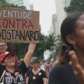 Studentski marš u Brazilu protiv Bolsonara koji vodi u prvom krugu predsedničkih izbora