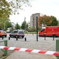 Jedna osoba ubijena, četiri ranjene u pucnjavi iz vozila u pokretu kod Pariza
