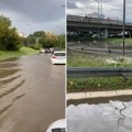 Autokomanda pod vodom, ne ide saobraćaj! Superćelijski oblak potopio Beograd, dramatični snimci (VIDEO)