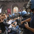 „Novac za škole, a ne za rat“: Sukob policije i demonstranata u Torinu /video/