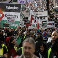 Око сто хиљада људи на про-палестинским демонстрацијама у Лондону