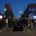 Posle protesta ispred Vlade i MDULS, studenti se pridružili opoziciji ispred RIK