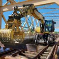 FOTO, VIDEO: Obnova železničkog mosta u Senti mogla bi da bude gotova do sredine maja