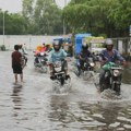 У поплавама због монсунских киша у Индији 51 особа погинула, 22 се воде као нестале