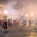 Asistent snimatelja televizije N1 dva puta pogođen kamenom na protestu u Vrbasu