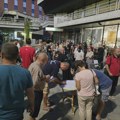 U ORGANIZACIJI VALJEVSKOG ZBORA SINOĆ NA GRADSKOM TRGU POČELO POTPISIVANJE PETICIJE ZA SMENU NAČELNIKA POLICIJSKE UPRAVE…