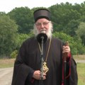 Vladika Vasilije: Srbija treba da bude obeležena svetinjama, poput krsta na Malom Bosutu