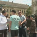 Protest roditelja đaka Jovine gimnazije, tražili od gradonačelnika da informacije prenese Ministarstvu