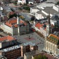 Sara (21) kolabirala na Bulevaru u Novom Sadu! Prolaznici i zdravstvene radnice joj pritekli u pomoć, sada joj upućuju…