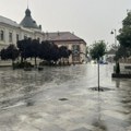 RHMZ izdao hitno upozorenje: Na snazi je narandžasti meteoalarm, jake oluje i grad u više regiona