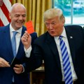 Halo, ovde Donald: Infantino zaslužio crveni karton