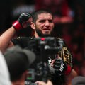 Islam Mahačev ispisao UFC istoriju, ali bio je raskrvaren