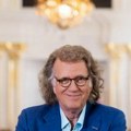 Tri generacije, jedan koncert: Kako Andre Riju osvaja publiku svih generacija?