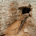 Stranci osumnjičeni za kopanje tunela ispod Višeg suda u Podgorici? Iz depoa nestalo kavačko oružje