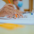 Prilagođeni časovi, online nastava i praktične vežbe za studente - kako izgledaju predavanja na fakultetima?