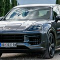 Porsche SUV dan u vinariji Draganić
