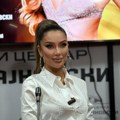 Tea Tairović prvi domaći izvođač koji je nastupio u Briselu Srpska Šakira napunila klub 50 Cent-a, nema igla gde da stane…