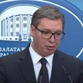 Predsednik Vučić: Ambasada u Teheranu je oštećena, osoblje se danas povlači ka Bakuu
