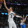(Video) San Antonio izjednačio seriju protiv Oklahome: Vembanjama sa 33 poena predvodio domaće do ubedljive pobede