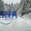 Palo novih od 5 do 10 centimetara snega u Zapadnoj Srbiji tokom noći: Putari već na terenu čiste puteve, nema zastoja ali se…