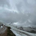Sneg kad mu nije vreme: Neverovatne slike pred Đurđevdan, obeleli se vrhovi ovih planina (foto)