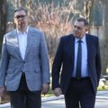 „Magarci i bednici sprovode obojenu revoluciju“: Vučić potpuno izgubio živce, opet vređao novinare RTS