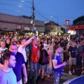Blokaderi gađali zgradu opštine Kosjerić jajima Prave haos i u Zaječaru, blokirali deo kružnog toka i ulicu