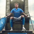 Kralj Kevin je stigao - De Brujne u Napoliju