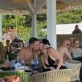 Žena od sultana se strasno ljubi sa novim dečkom: Smršala 10 kilograma, pa se sa momkom prepustila strastima - uhvatili smo ih…