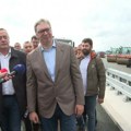 "Ovo je velika stvar": Vučić obilazi radove na brzoj saobraćajnici Slepčević - Badovinci