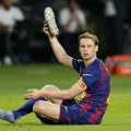 Frenki de Jong produžio ugovor sa Barselonom